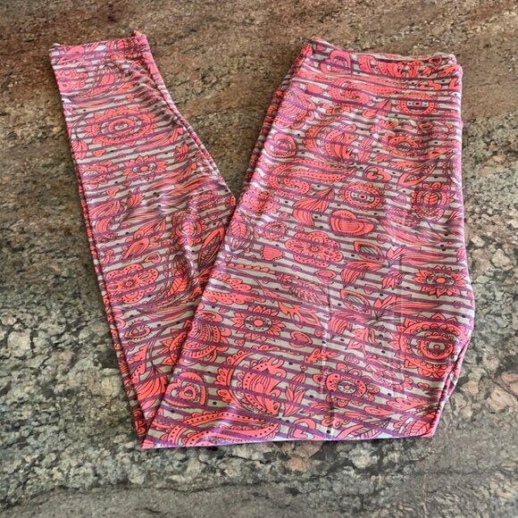 LuLaRoe Pants - TC NWOT‎ LuLaRoe Leggings B03 5141